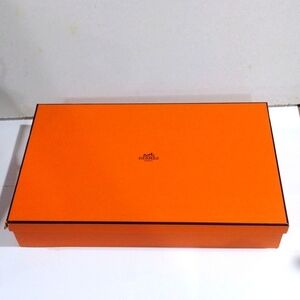 Authentic Hermès Paris Empty Storage Box – Luxury Designer Package 15x9.5x2.5-in